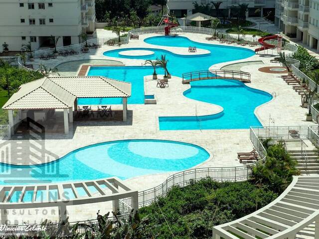 #98 - Apartamento para Venda em Santos - SP