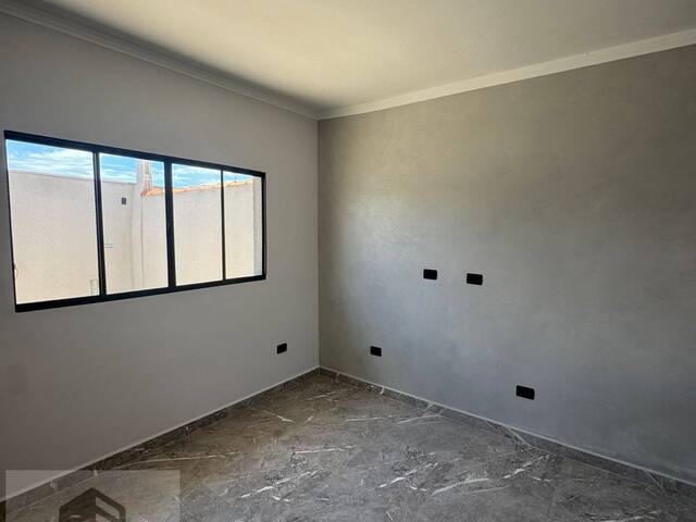 Casa para Venda em Itanhaém - 4
