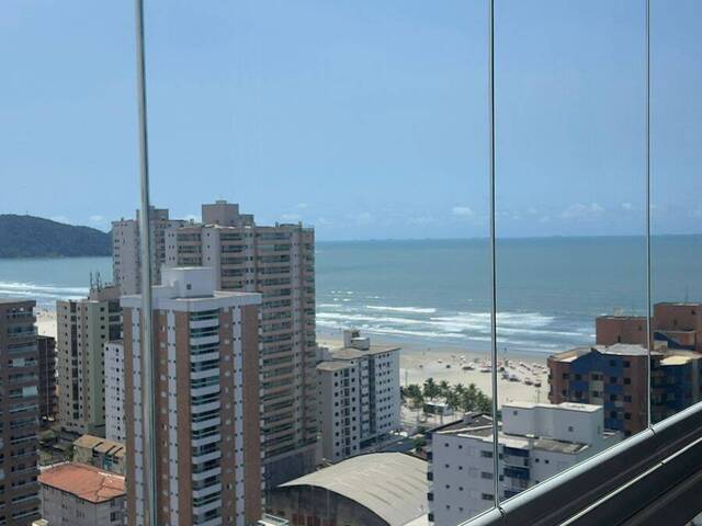 Venda em Campo da Aviação - Praia Grande