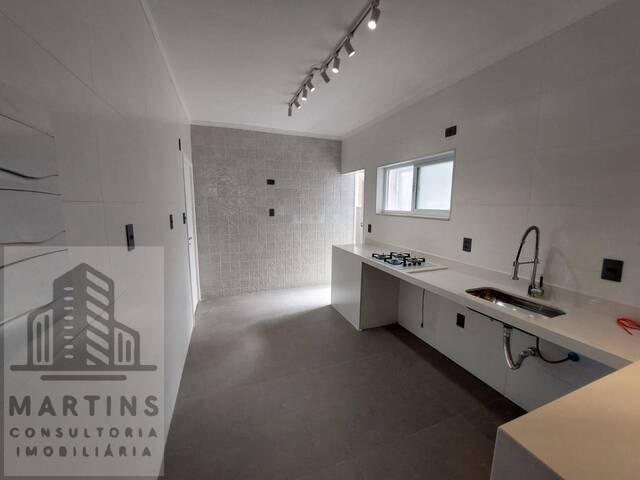 #195 - Apartamento para Venda em Santos - SP