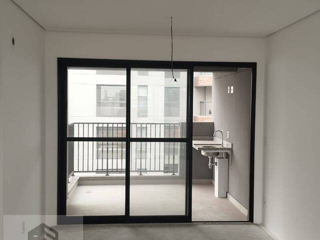 #203 - Apartamento para Venda em São Paulo - SP - 2