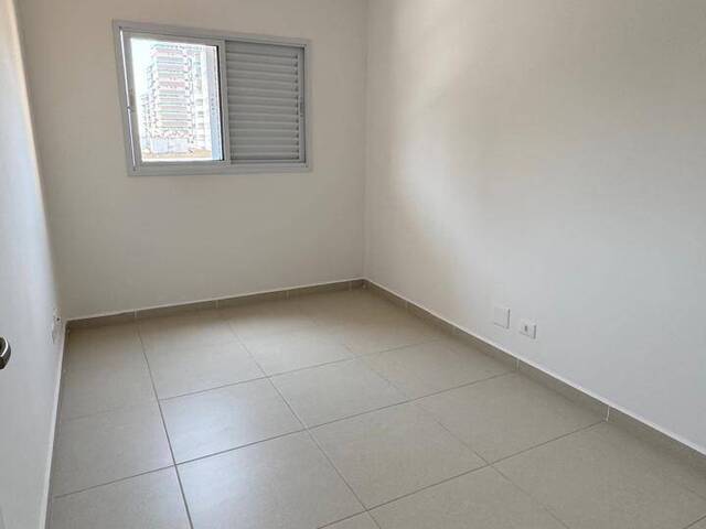 Apartamento para Venda em Praia Grande - 4