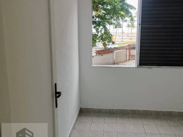 Apartamento para Venda em Praia Grande - 4
